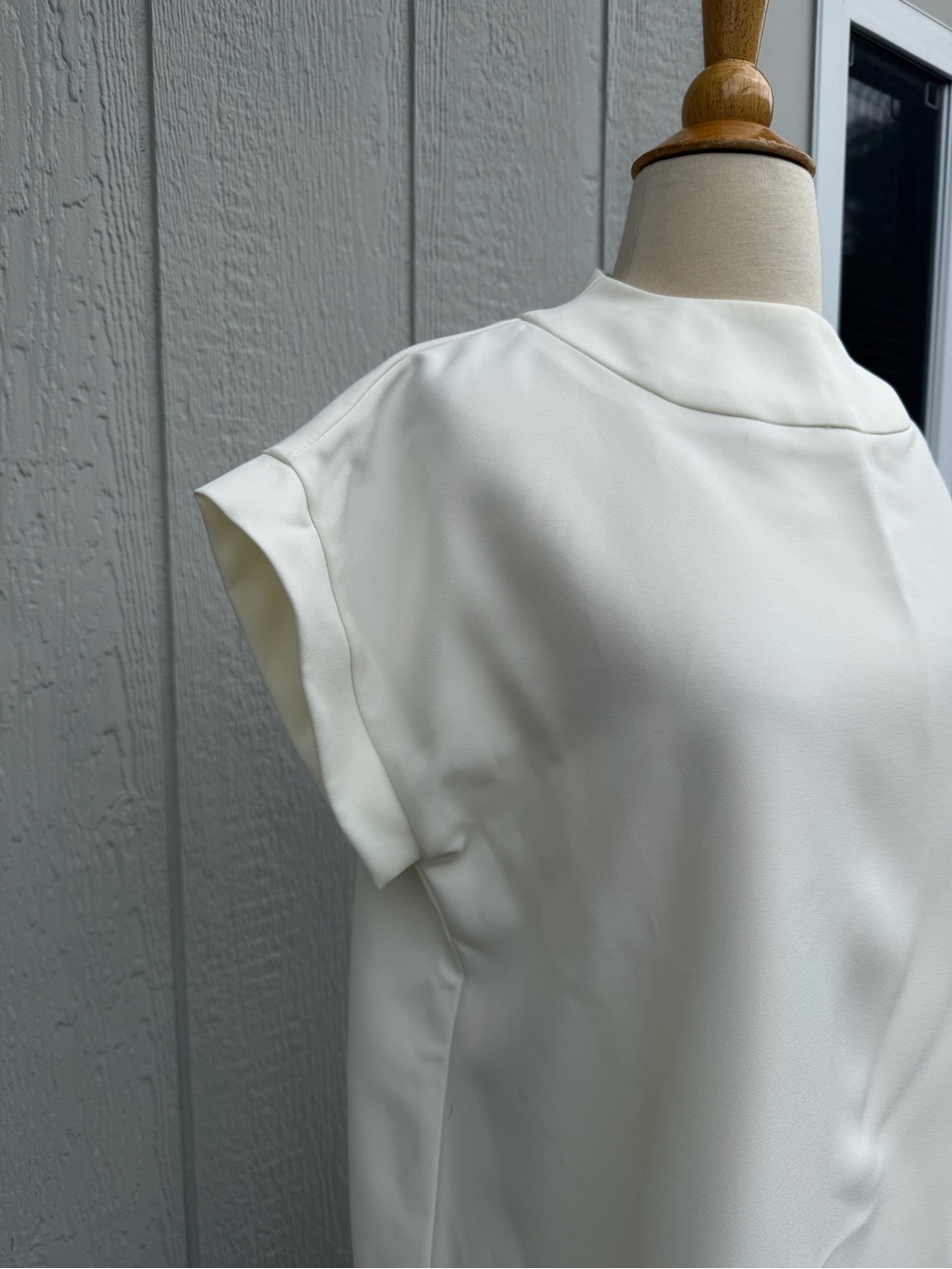 Mazik Ivory Mock-Neck Cap Sleeve Blouse L - Picture 2 of 7